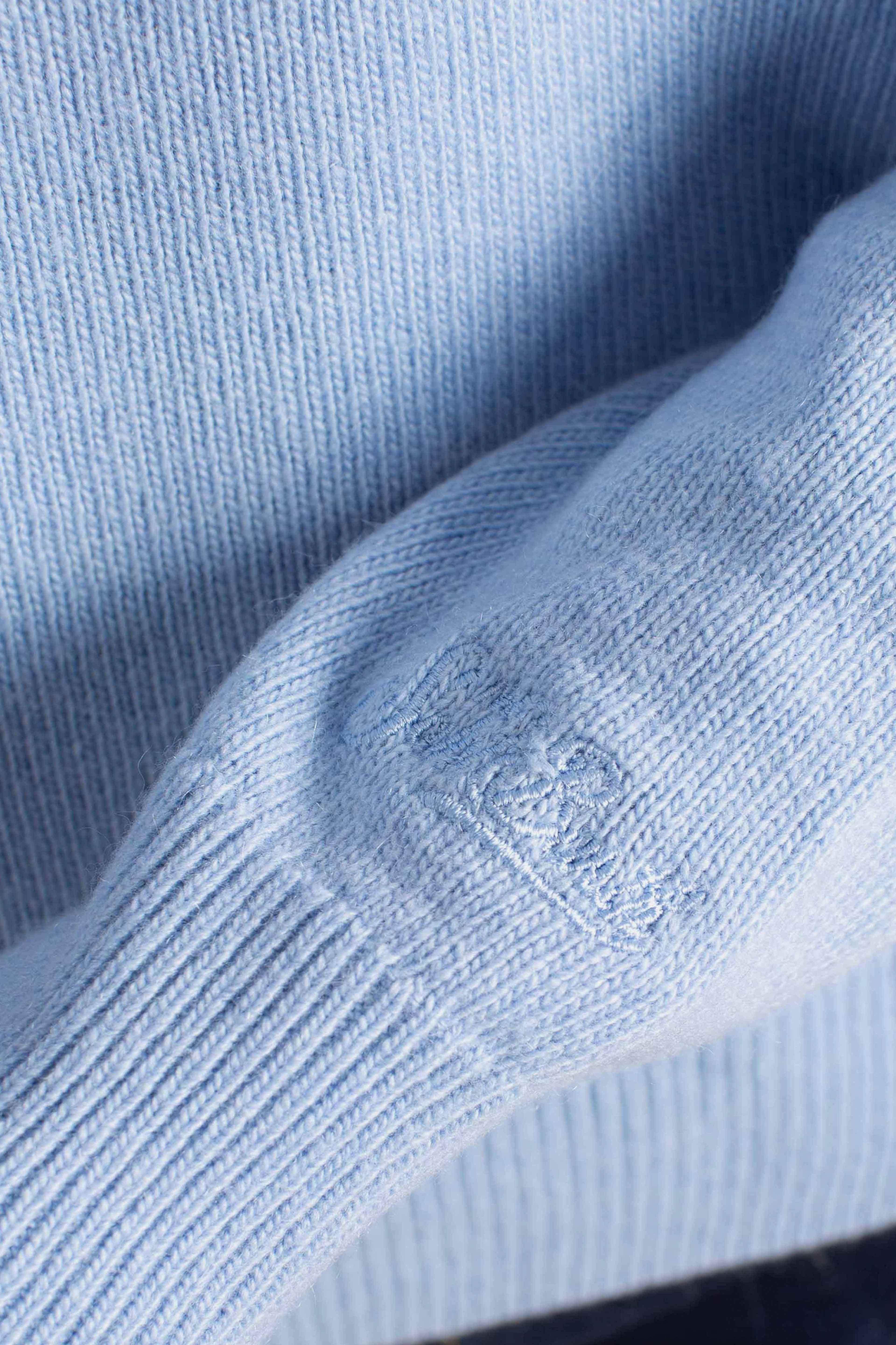 Maglione azzurro New Queen in misto cashmere con ricamo Io che amo solo tequila QUE001000586I MC2 SAINT BARTH