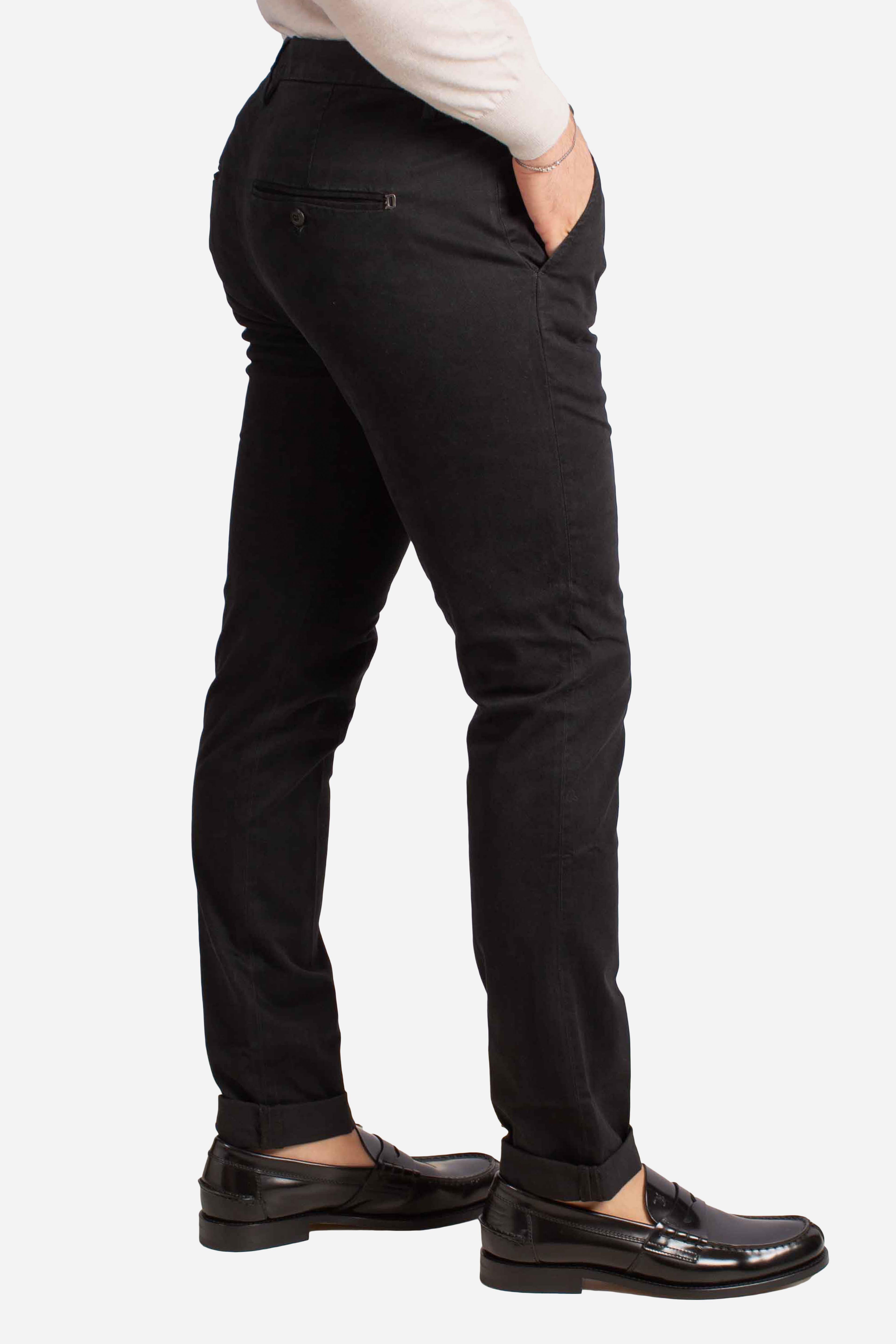 Pantaloni Slim Fit in Cotone Stretch nero UP235GSE043U999 DONDUP