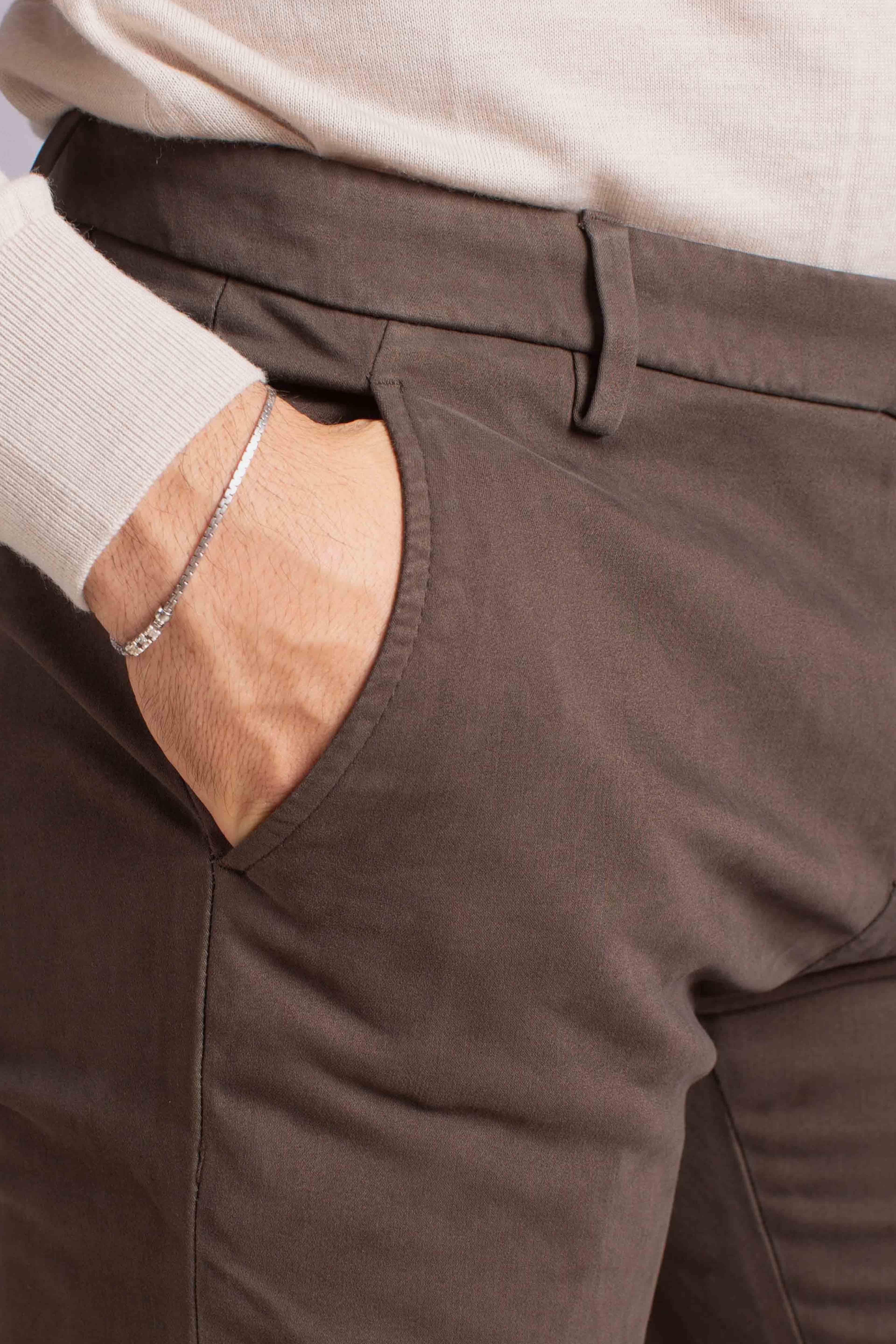 Pantaloni Slim Fit in Cotone Stretch moro UP235RSE032U671 DONDUP